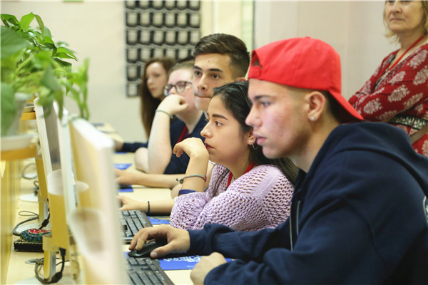 新聞專業去互聯網行業干什么(新聞專業去互聯網行業干什么好)