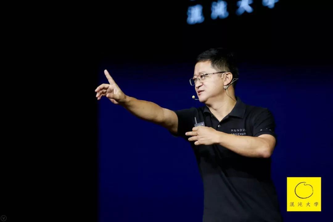 互聯網風向標貝佐斯的簡單介紹