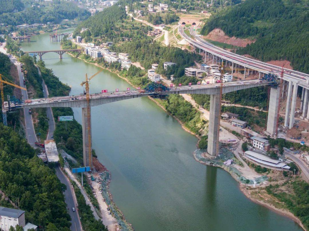 關于通江建設新聞聯播網站公示的信息