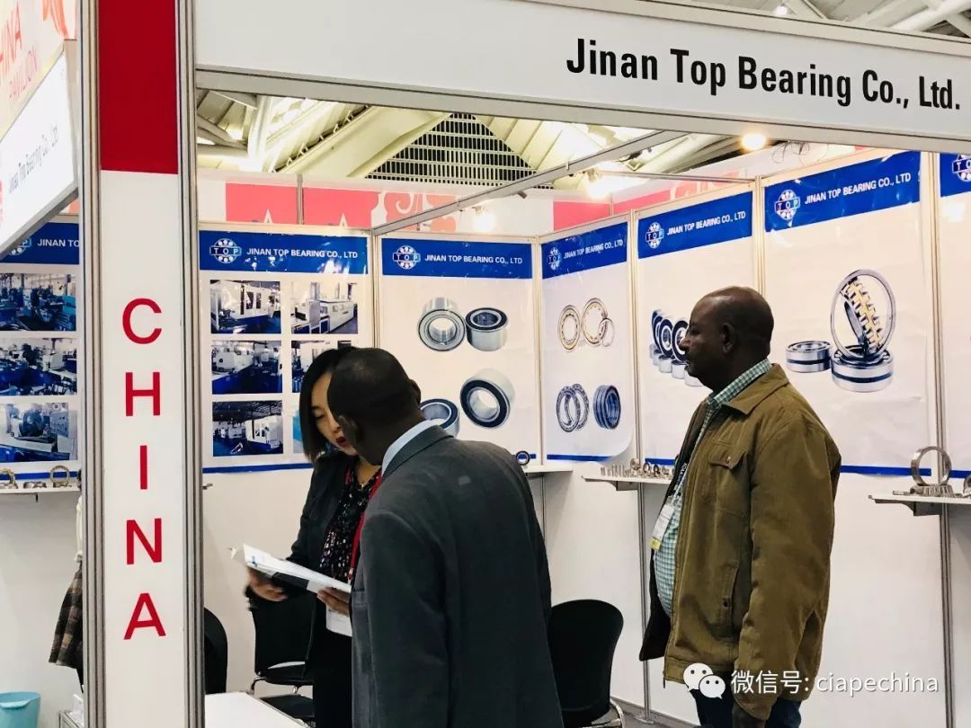 汽車零配件互聯(lián)網(wǎng)外貿(mào)新聞(談?wù)勀壳爸袊嚺浼髽I(yè)進行網(wǎng)絡(luò)化營銷的現(xiàn)狀)